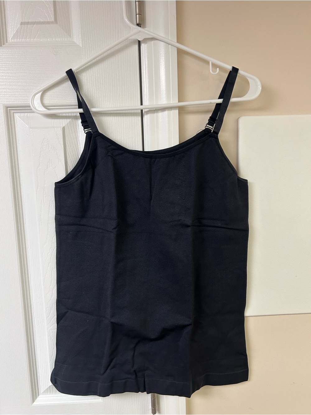 NWOT Shapermint Essentials All Day Everyday Scoop Neck Cami